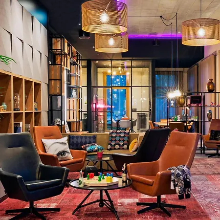 فندق Moxy دارمشتاد