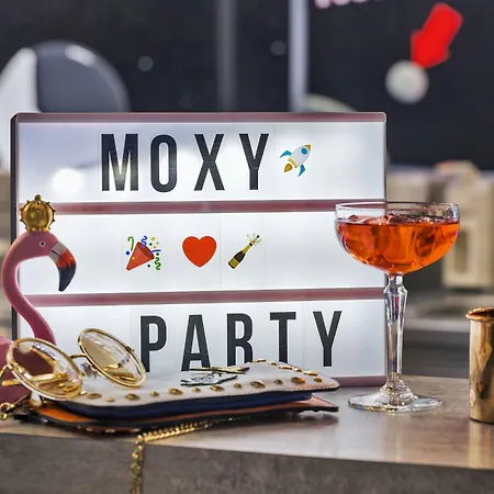 Moxy 3* דארמשטאדט